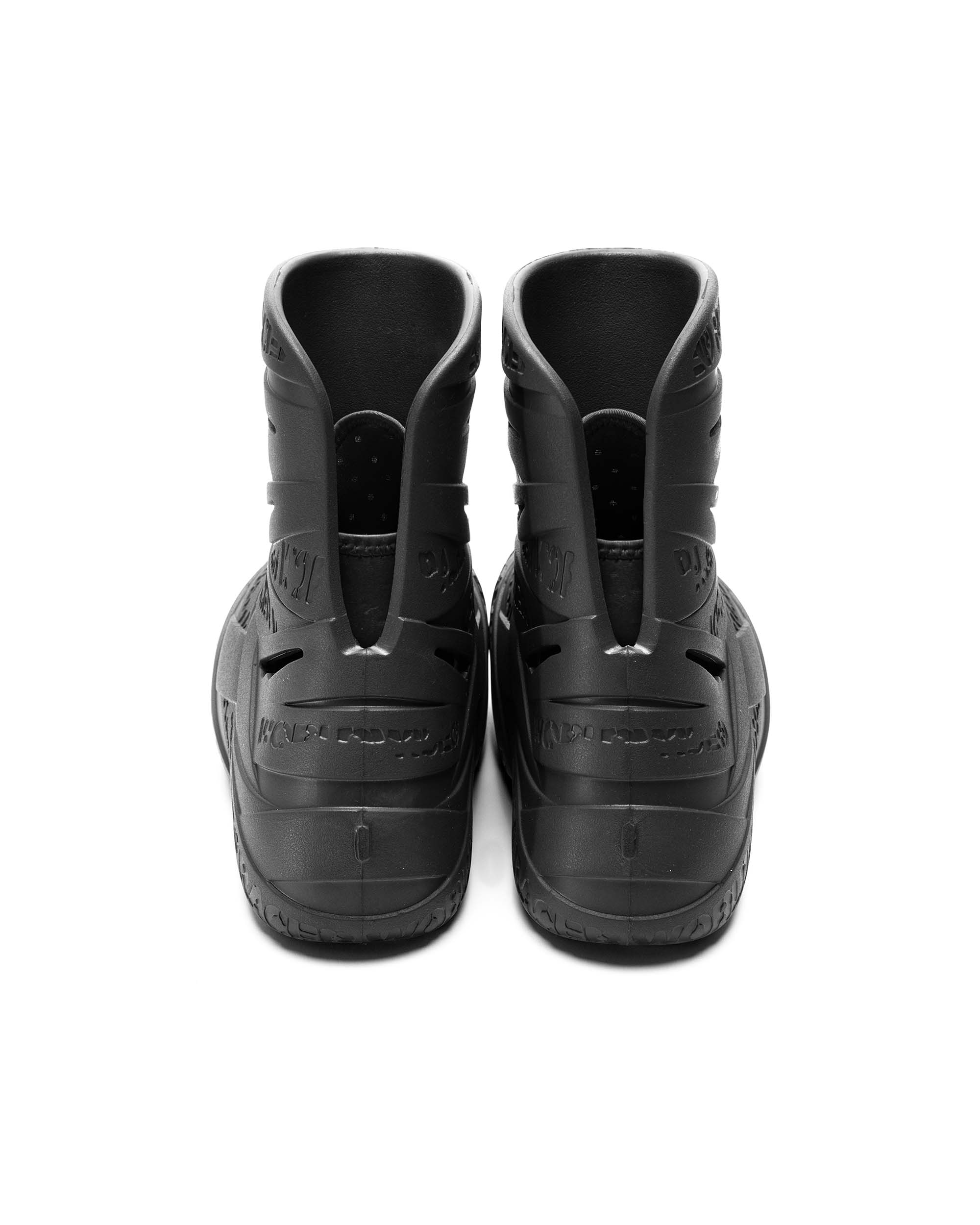 Black Foam Boot - Image 9